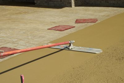 Concrete Lawn Edging Costs — Cost of Concrete Lawn Edging